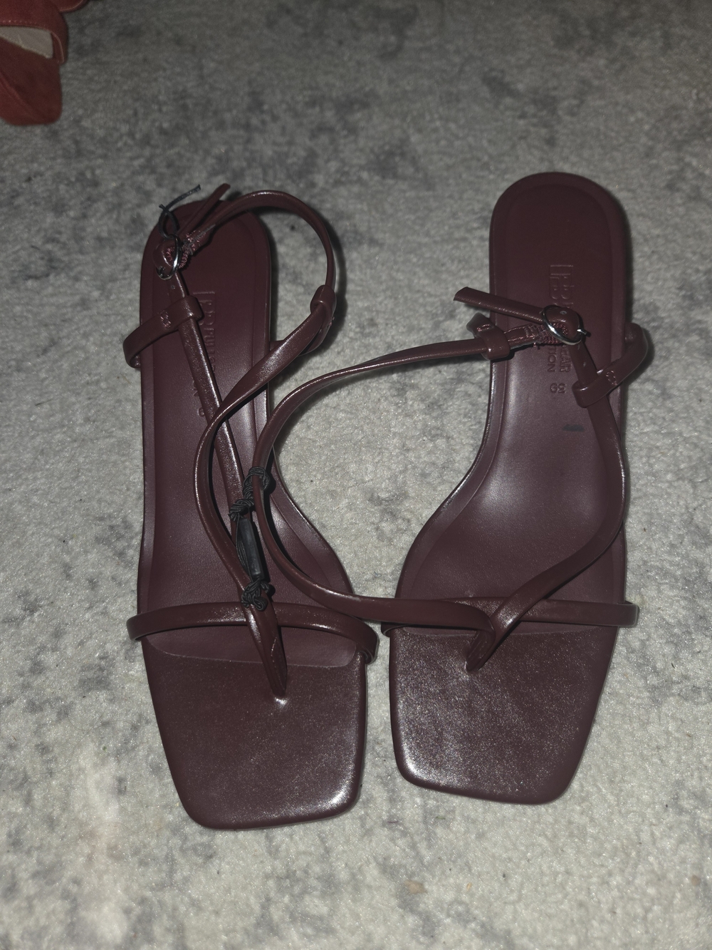 Women's Strappy Square-Toe Sandals in Burgundy P&B
